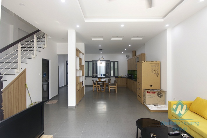 Nice and clean house for rent in Ngoc Thuy, Long Bien district, Ha Noi